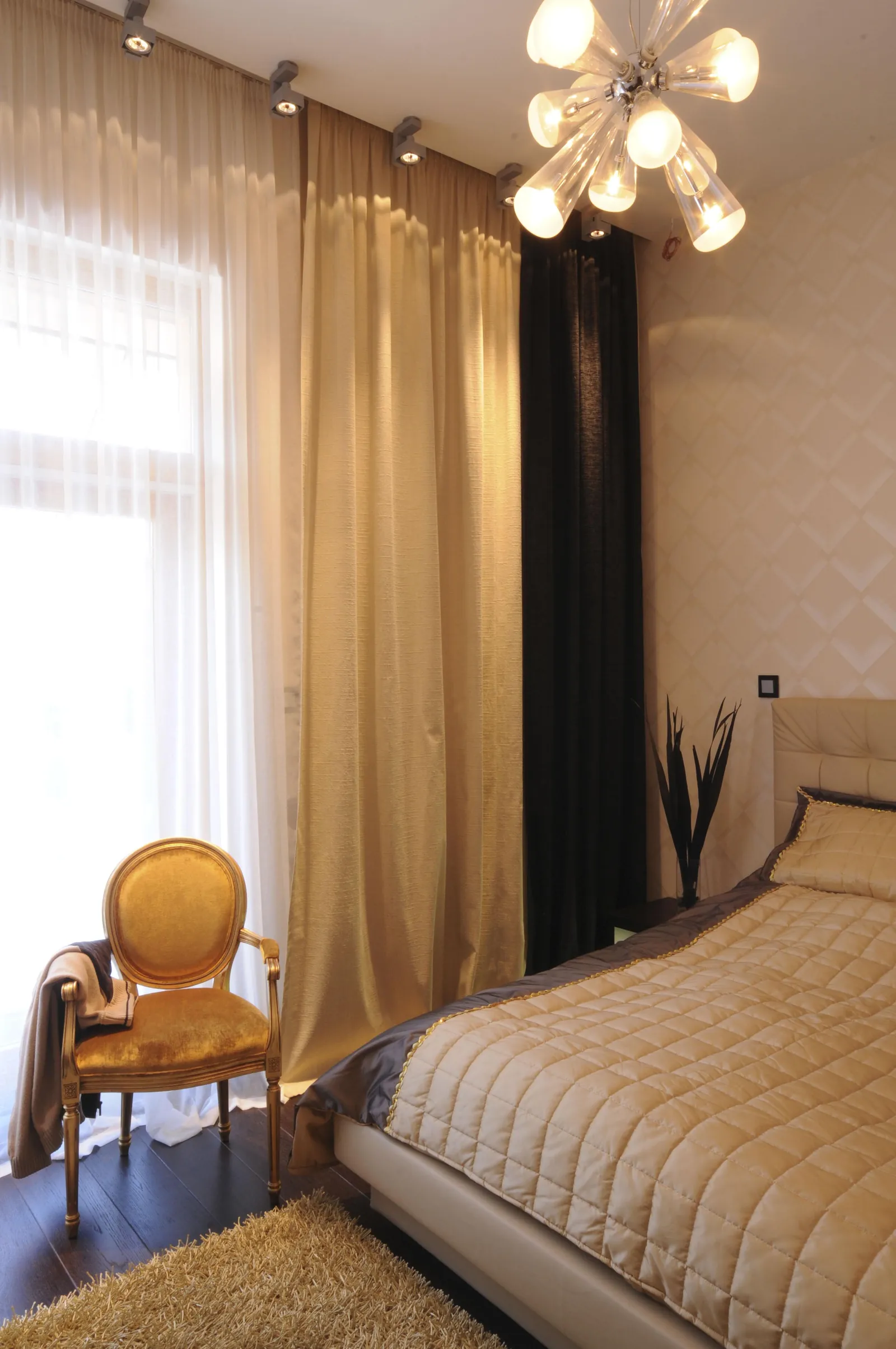 Completed interior with Italian furniture, LA CASA DESIGN reference 7